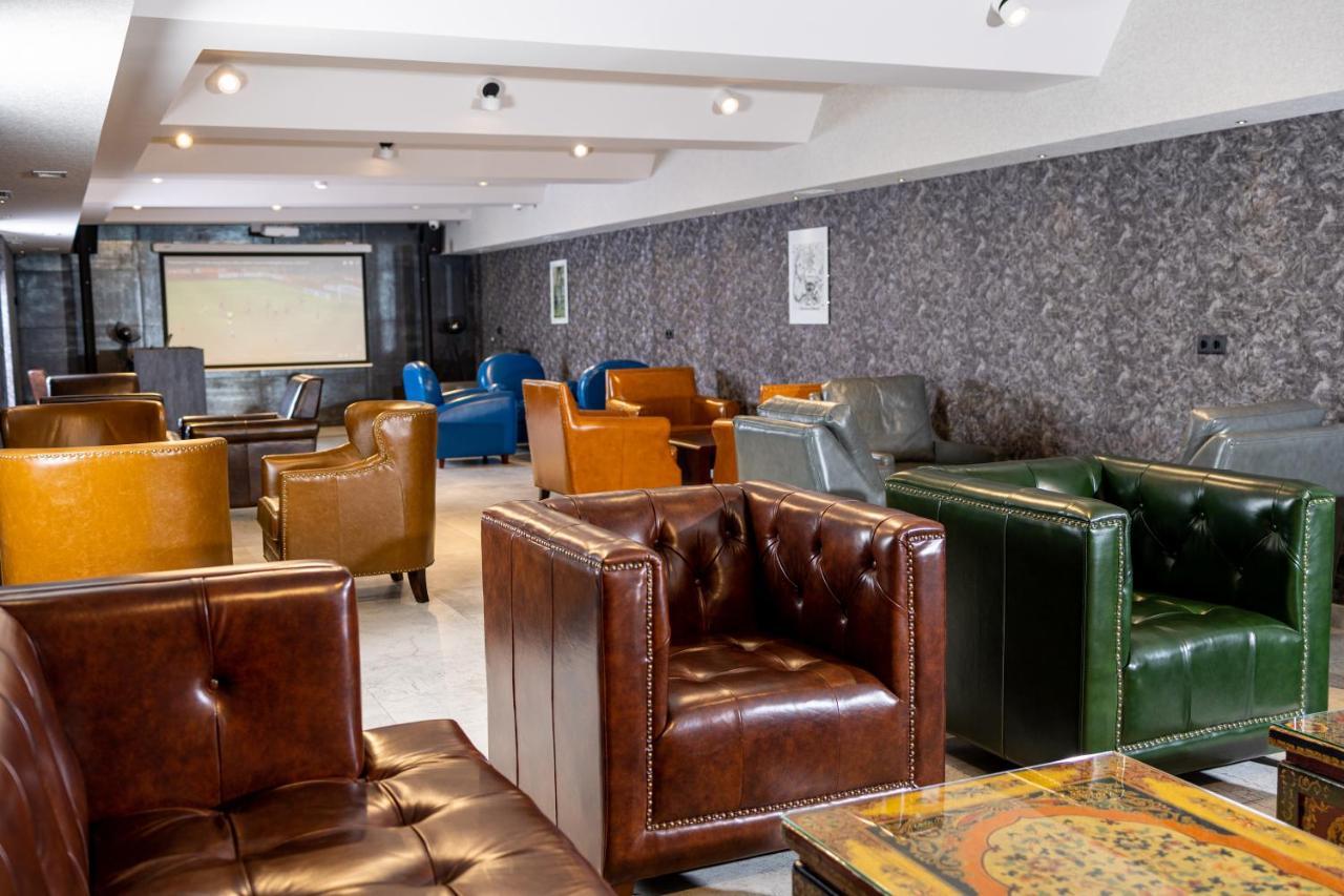 Hotel Theory 5*