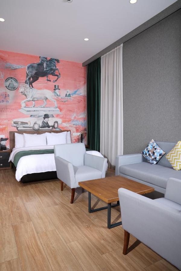 Otel Theory Tiflis